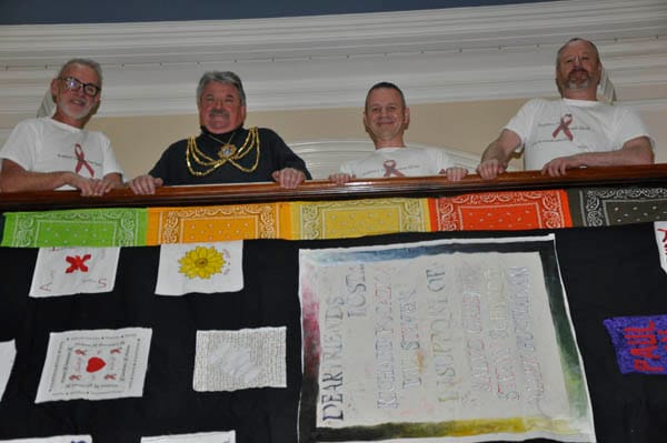 Mr Mayor and Hankie Quilt organisers