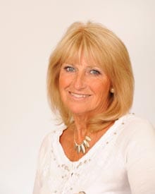 Cllr Dee Simpson