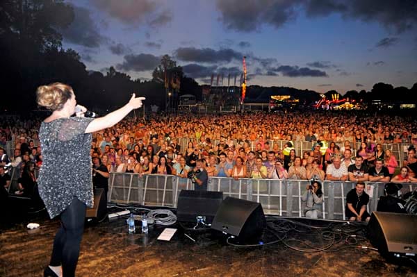 Sam Bailey closes Pride 2014