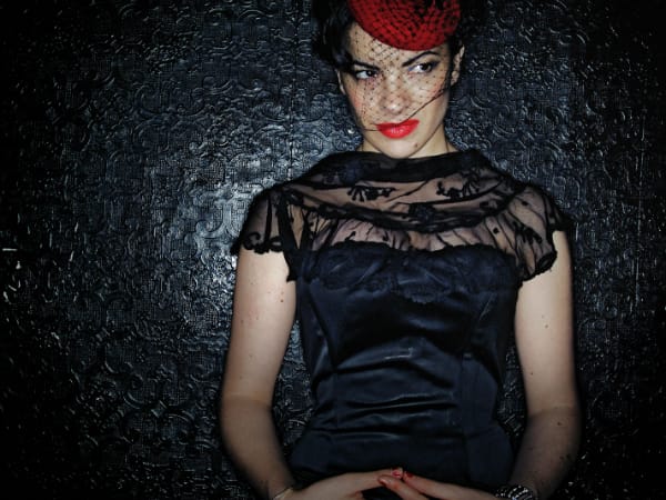 Camille-O-Sullivan-red-beret