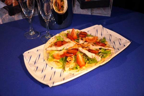 Chicken, chorizo and tomato flatbread and a drink, £5.45