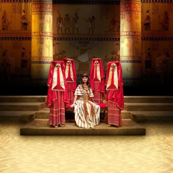 aida-5-ladies