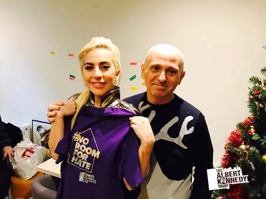 gaga_akt6