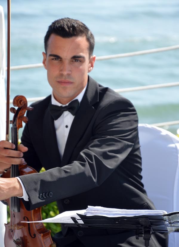 Miguel Santiago
