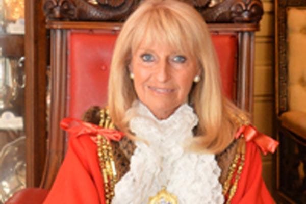 Cllr Dee Simson