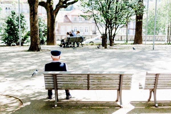 Tackling loneliness, photo by Bruno Martins on Unsplash